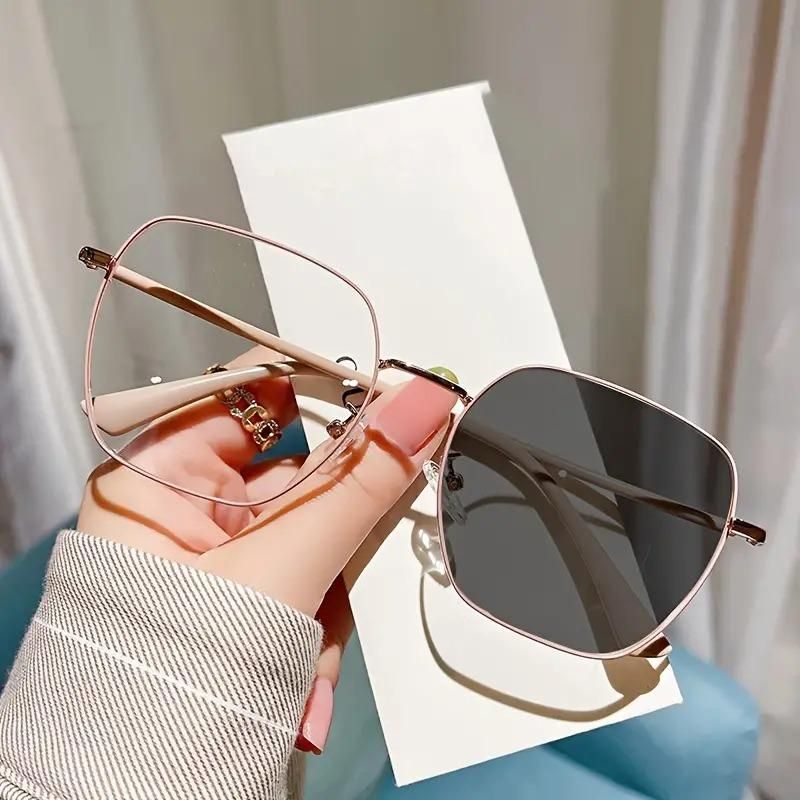 Photochromic Color Changing Skin Sun Glasses For Women